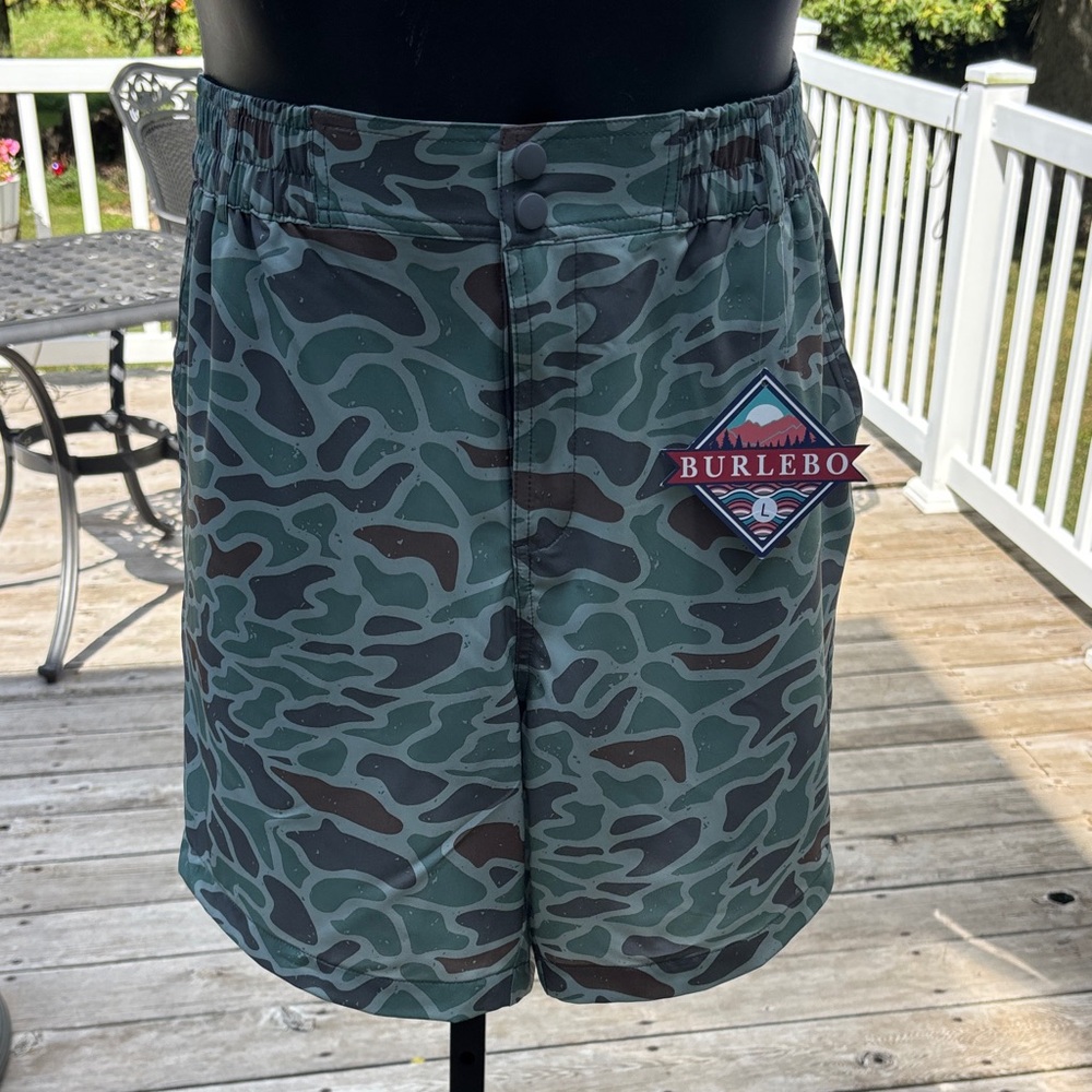 BURLEBO Men's Athletic Camo Shorts - Green and Brown